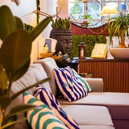 Molo Caracciolo アパート ナポリ