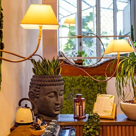 Molo Caracciolo アパート