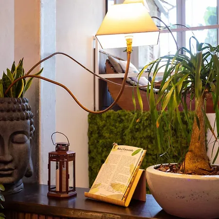 Molo Caracciolo アパート ナポリ