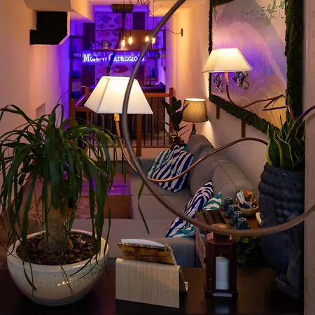 Molo Caracciolo アパート ナポリ