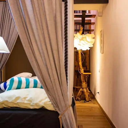 アパート Molo Caracciolo ナポリ