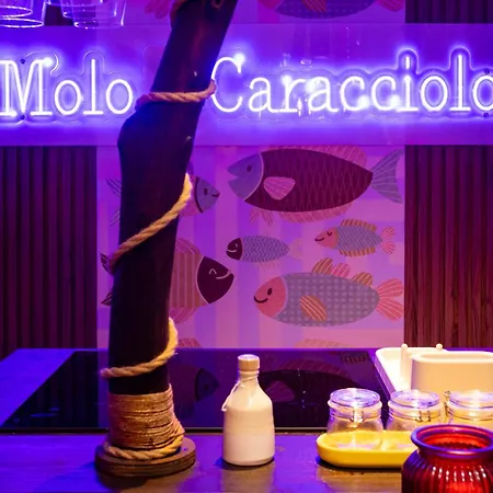 Molo Caracciolo Apartamento *
